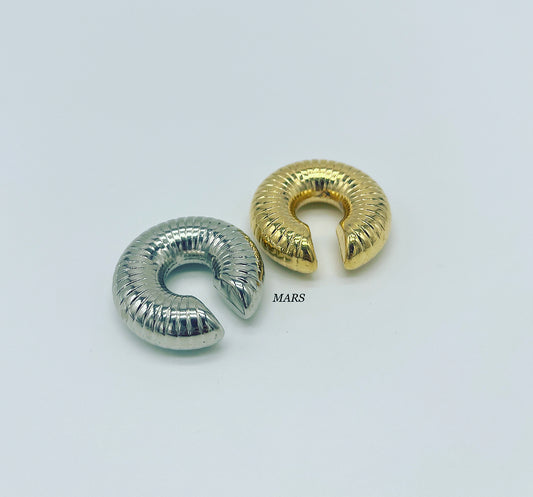 Ear cuff chunky